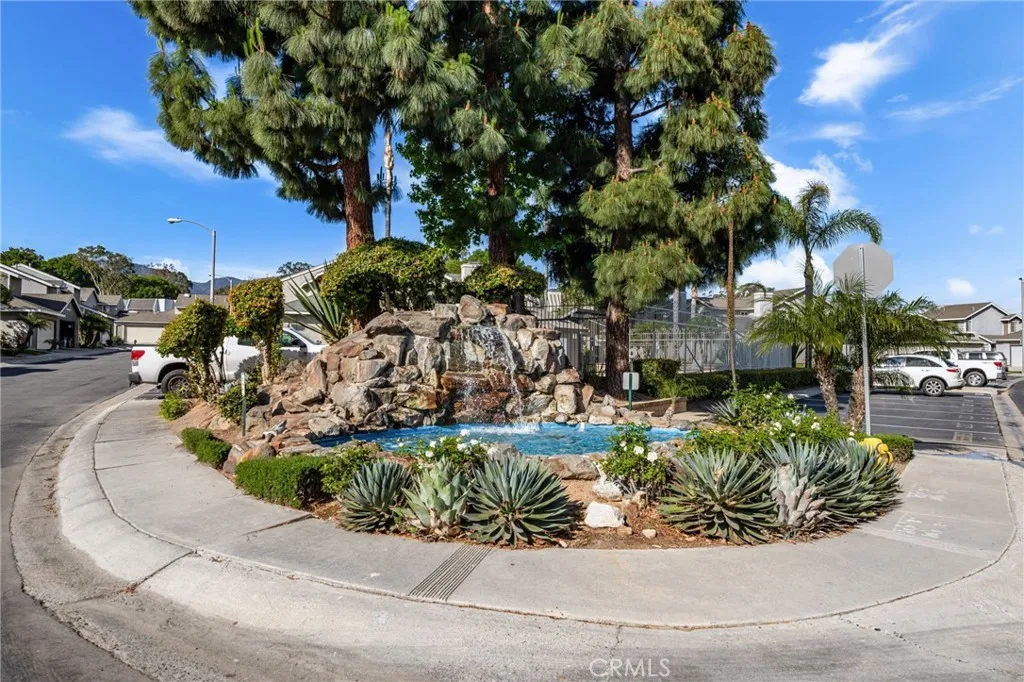 1651 Sumac, Corona, California 92882 home-pic-30